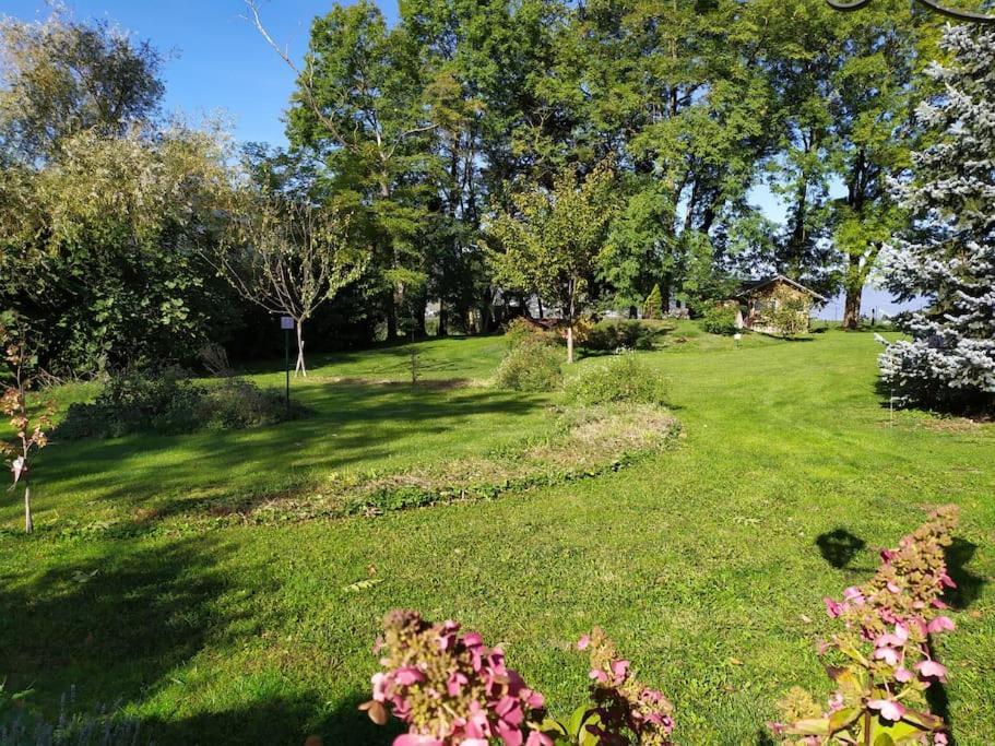 Gite Arthur Et Germaine Maisonnette A La Campagne Avec Un Grand Jardin Saint-Jeoire-Prieure ภายนอก รูปภาพ